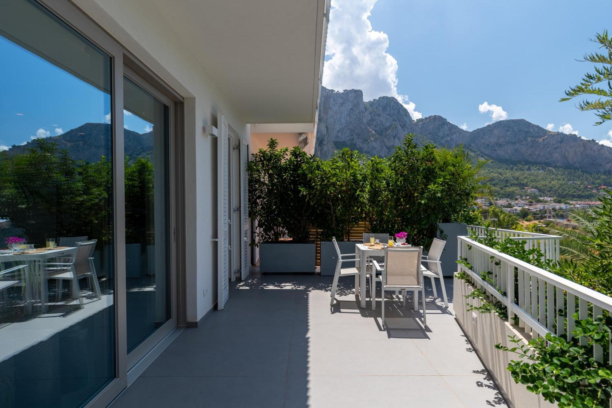 Nesos Suite By Domusicily Mondello Exteriör bild
